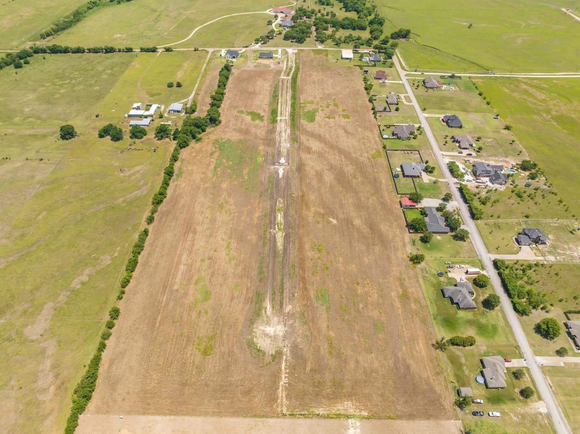 1.12 acres in Hill County gallery image 3