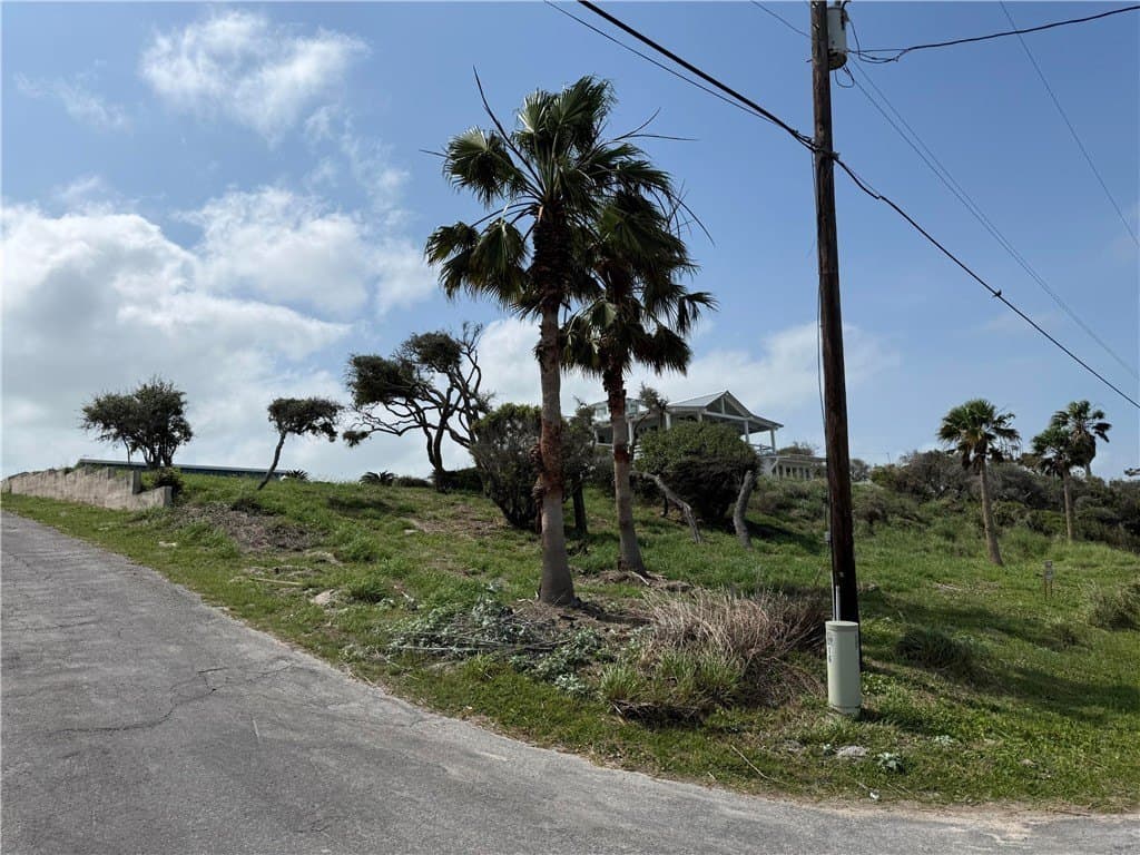 0.62 acres in Aransas County gallery image 3