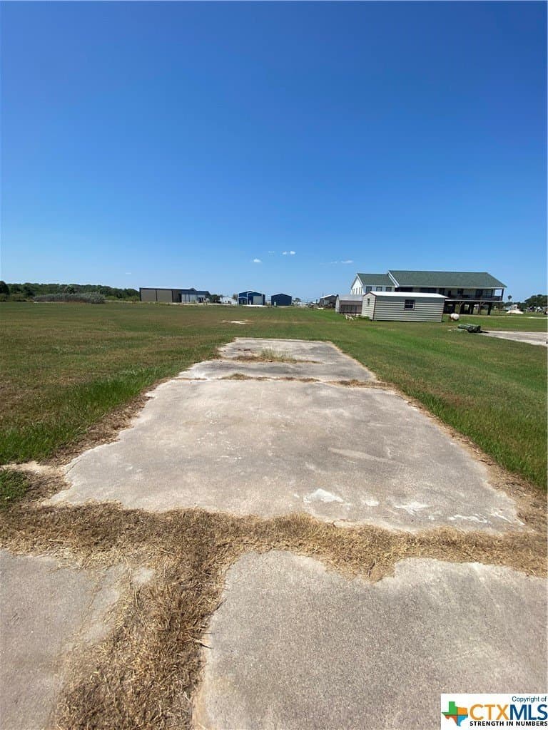 1.5 acres in Calhoun County - photo 17