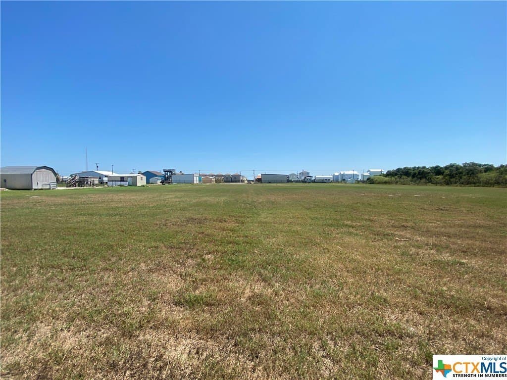 1.5 acres in Calhoun County - photo 13