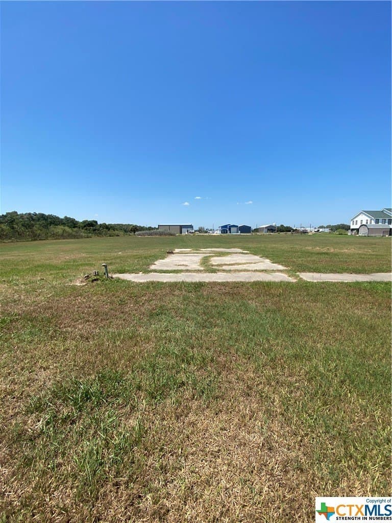 1.5 acres in Calhoun County - photo 19
