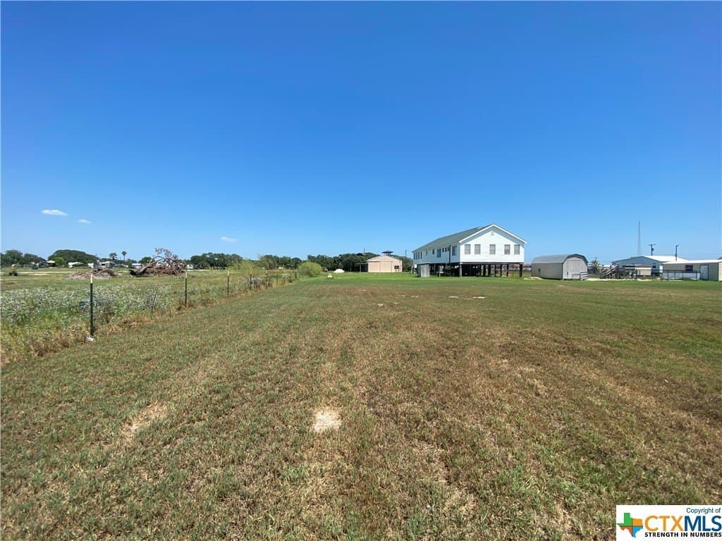 1.5 acres in Calhoun County - photo 12
