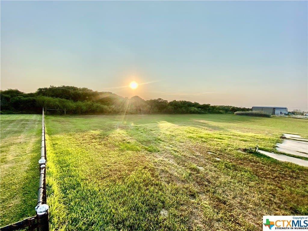 1.5 acres in Calhoun County - photo 27