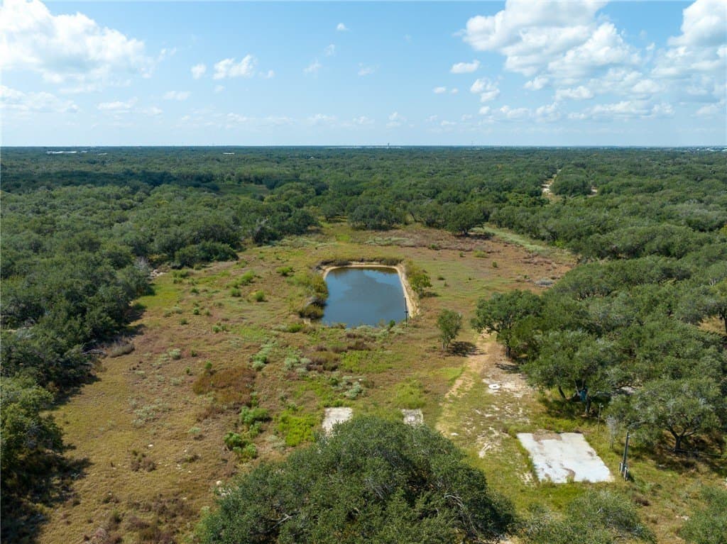 14.7 acres in Aransas County gallery image 4