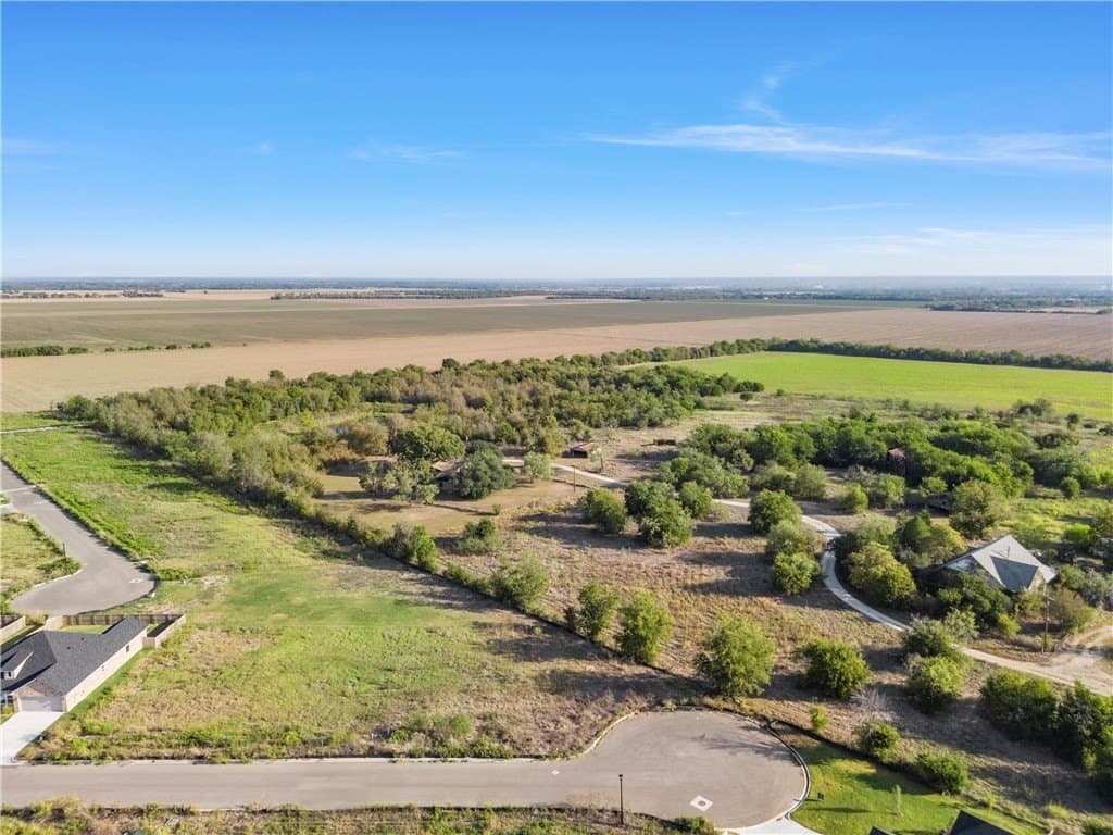 0.27 acres in McLennan County - photo 4