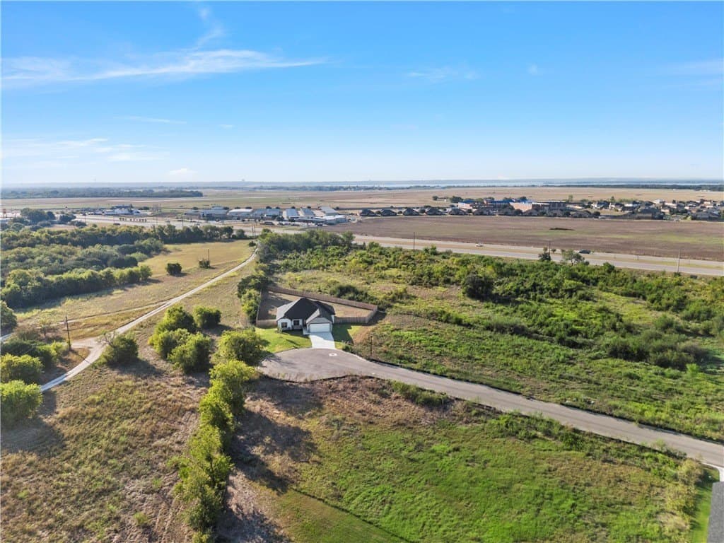 0.27 acres in McLennan County - photo 7