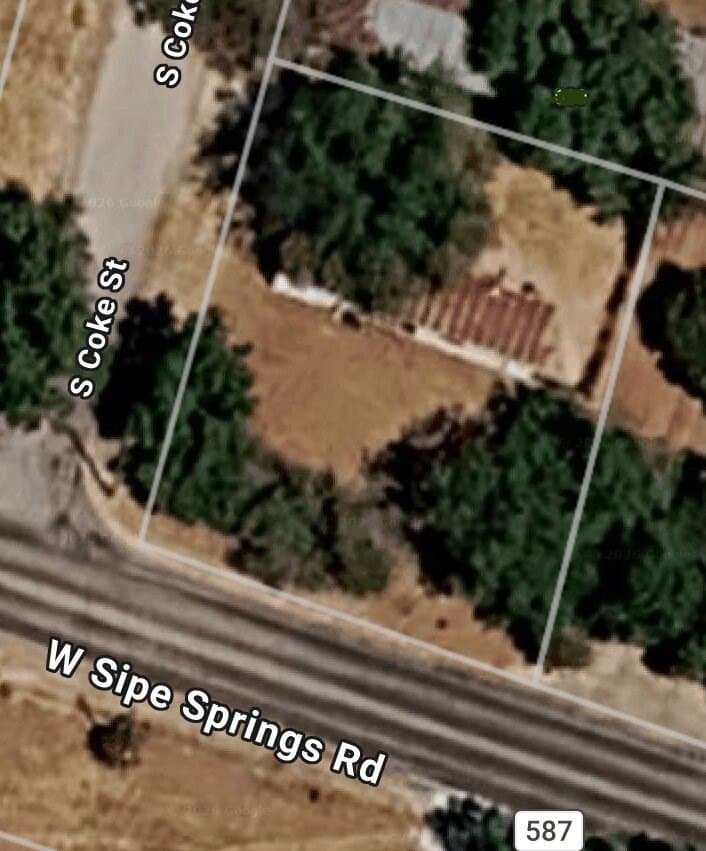 0.25 acres in Comanche County