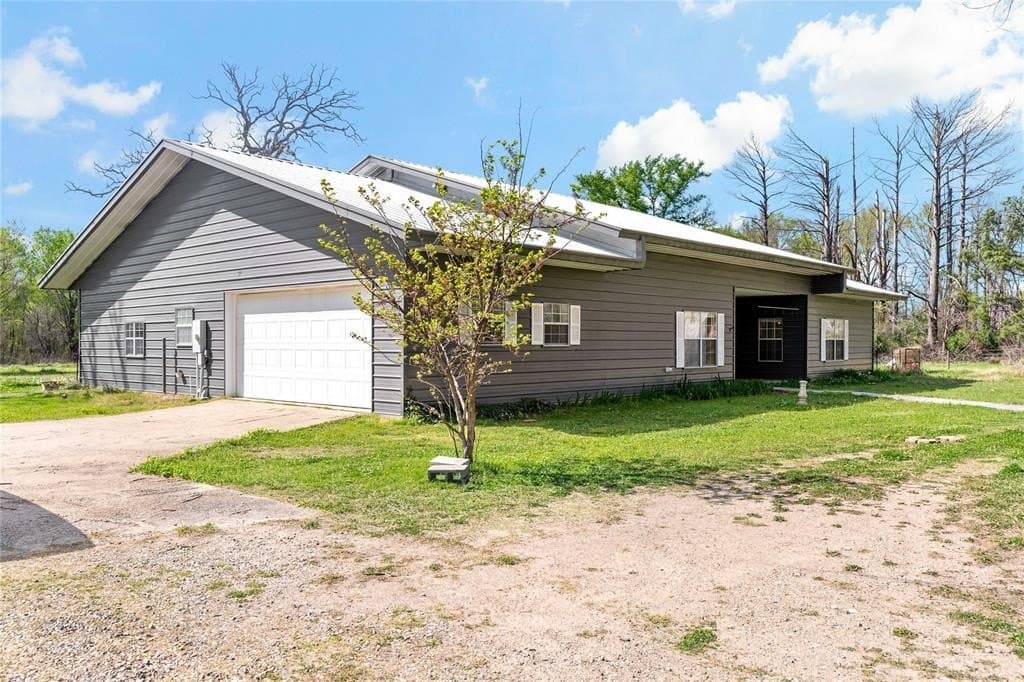 11.66 acres in Lamar County gallery image 2