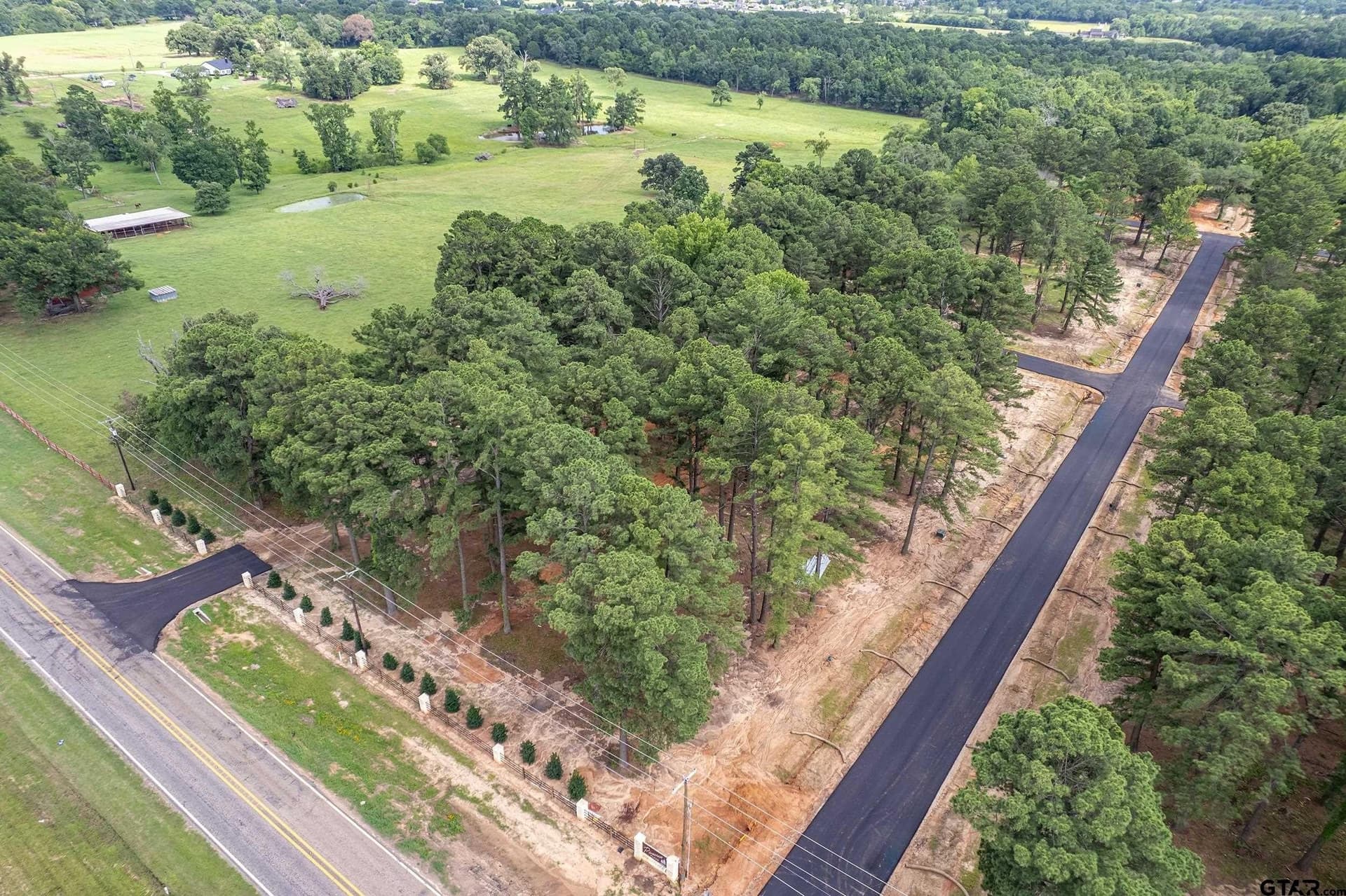 0.27 acres in Smith County - photo 20