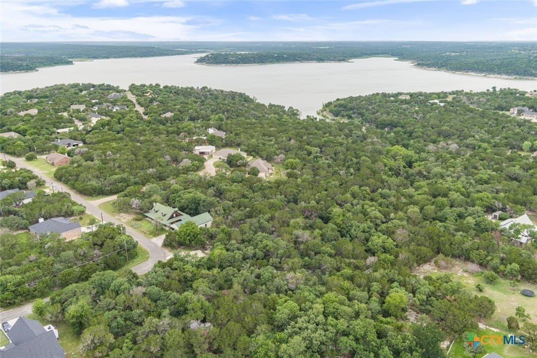 0.92 acres in Bell County featured view