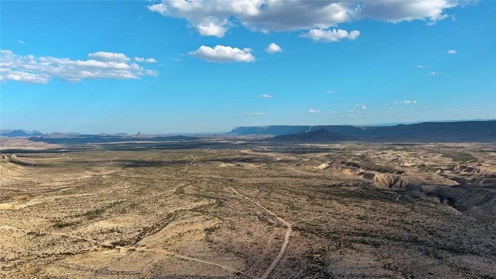 2 acres in Brewster County gallery image 3