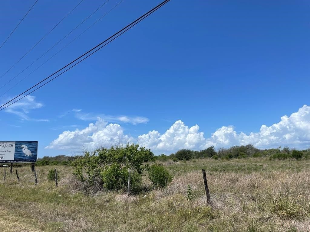 10.51 acres in Aransas County gallery image 4
