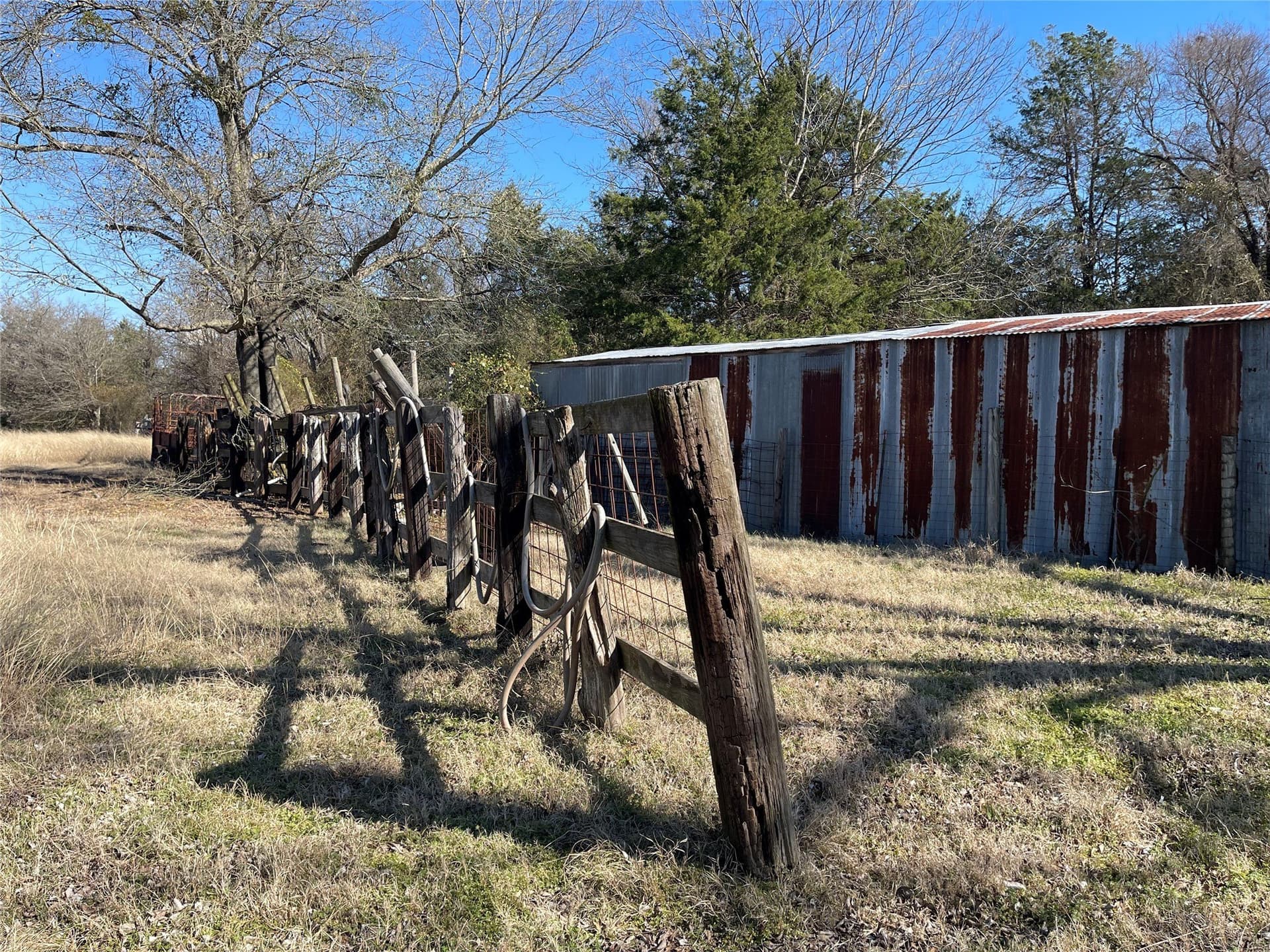 1 acres in Freestone County - photo 7