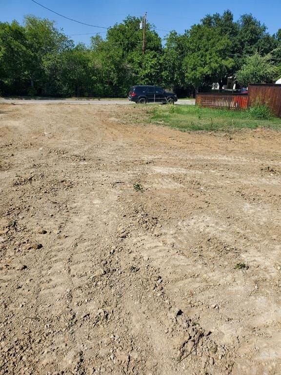 0.35 acres in Tarrant County gallery image 4