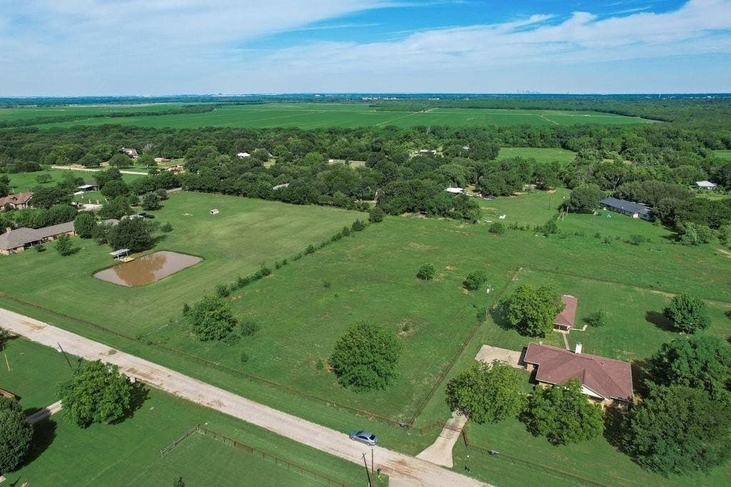 4.75 acres in Dallas County gallery image 4