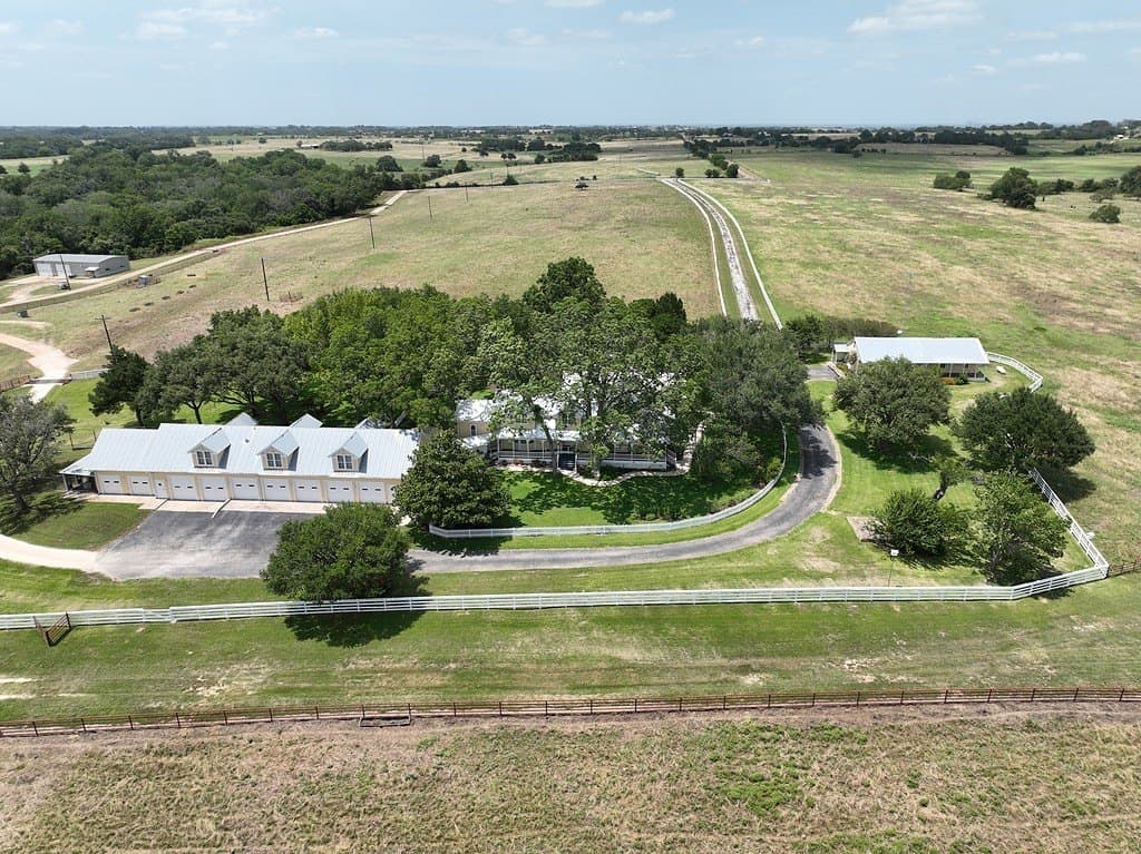 351 acres in Fayette County - photo 2
