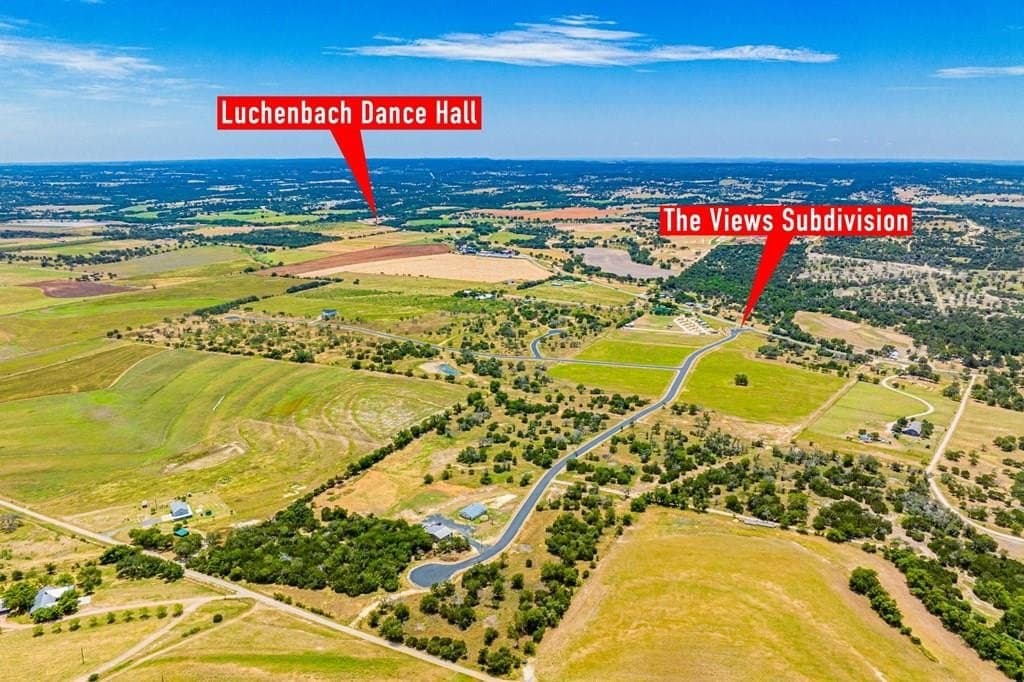 3.94 acres in Gillespie County