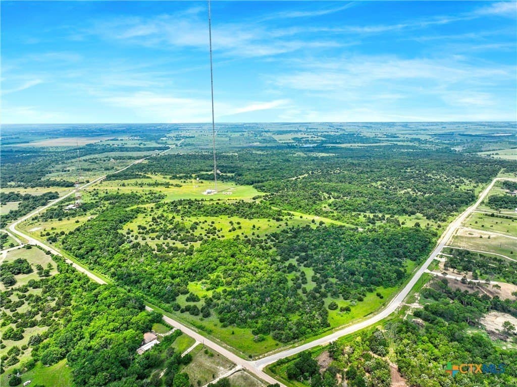 13.7 acres in McLennan County gallery image 2