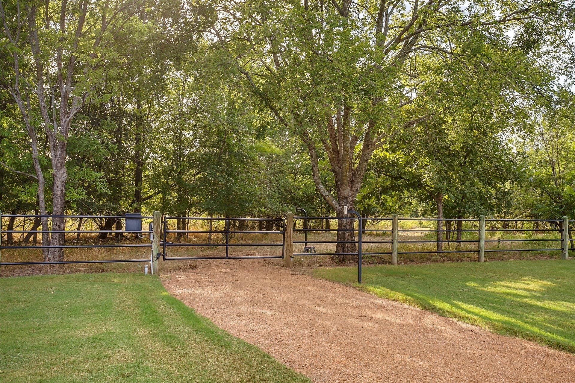 5.54 acres in Denton County - photo 38