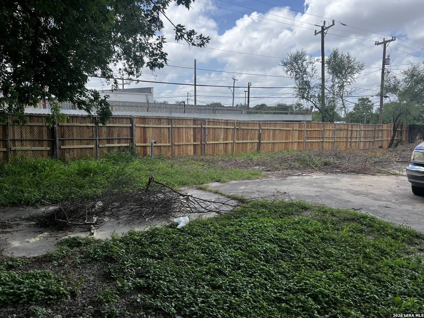 0.32 acres in Bexar County gallery image 3