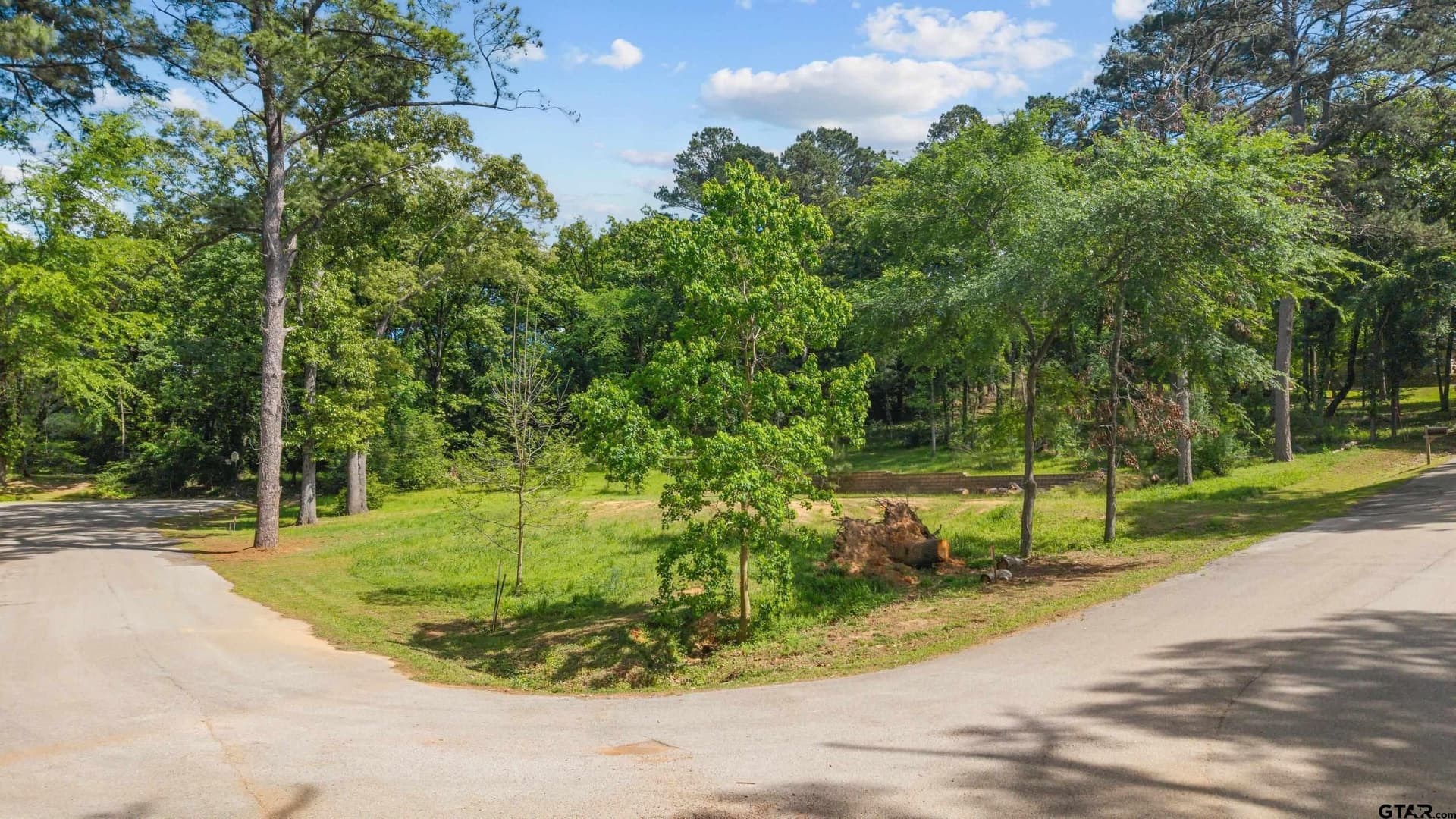 1.15 acres in Smith County