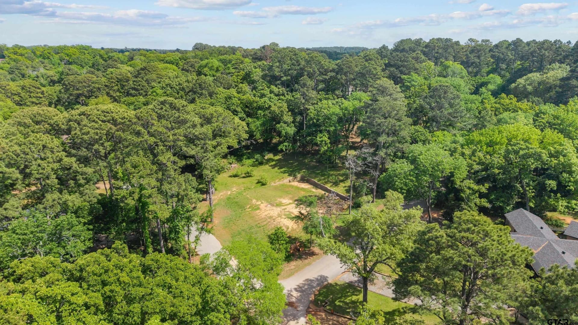 1.15 acres in Smith County gallery image 4