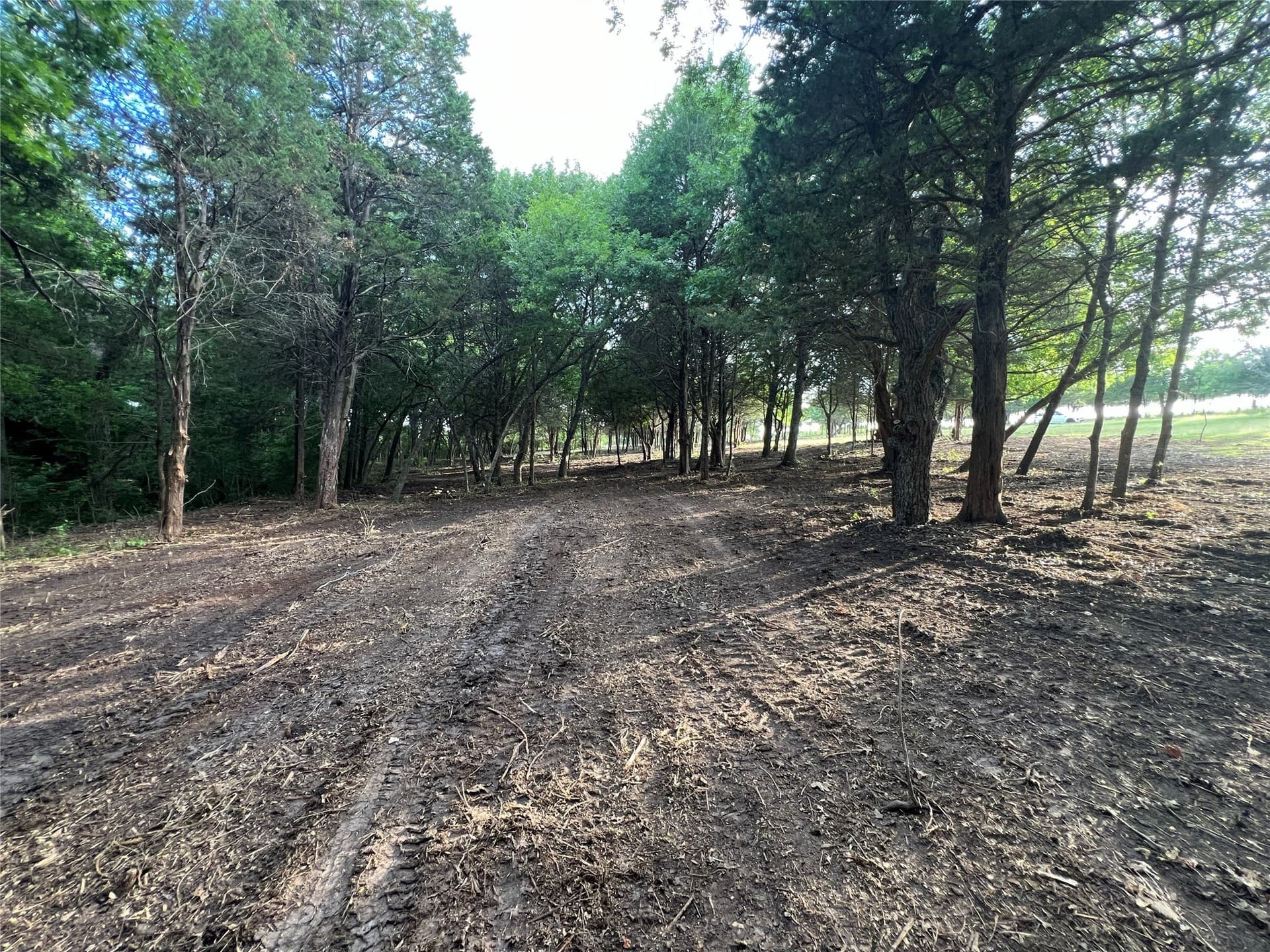 1.92 acres in Ellis County featured view