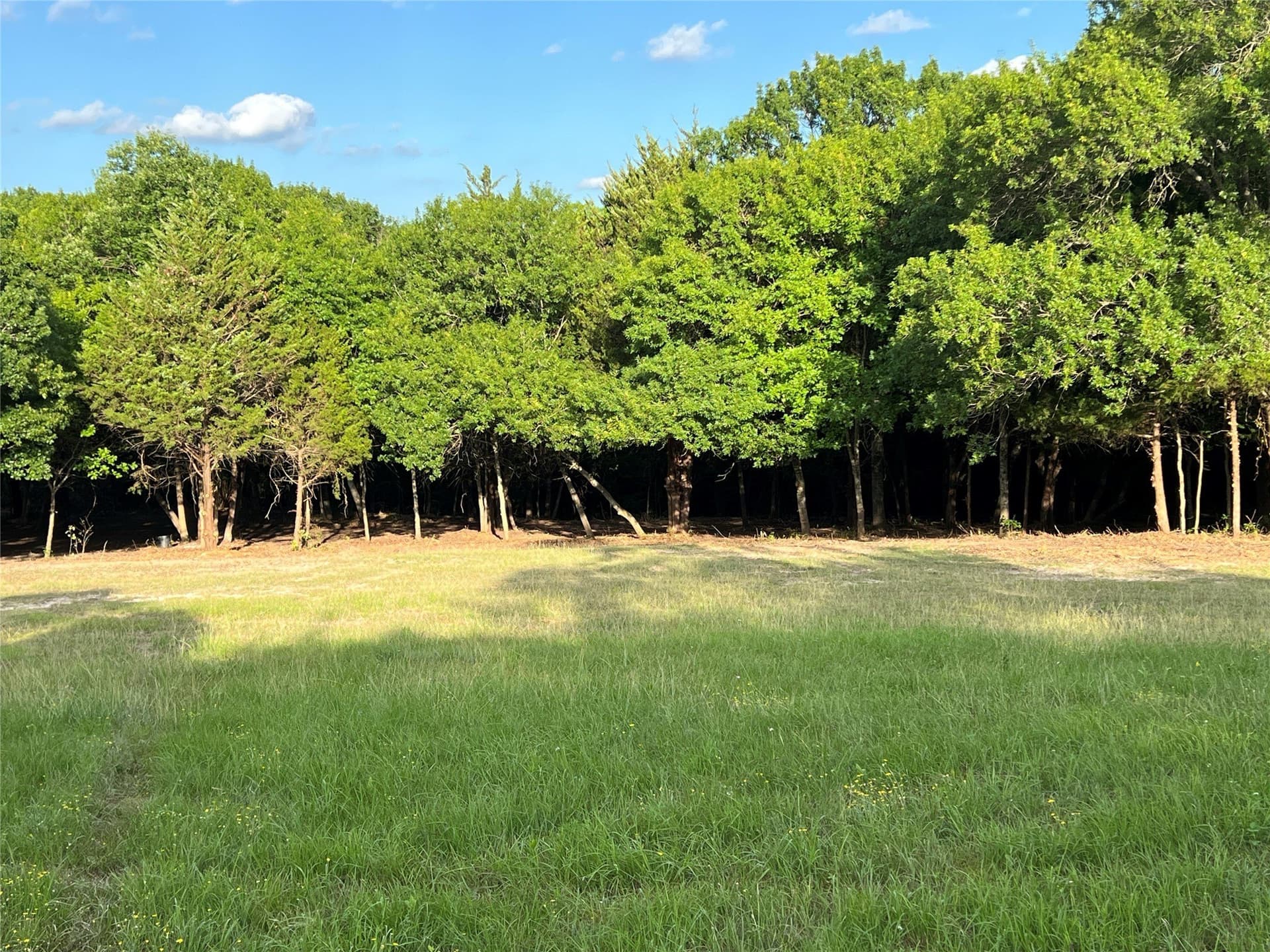 1.92 acres in Ellis County