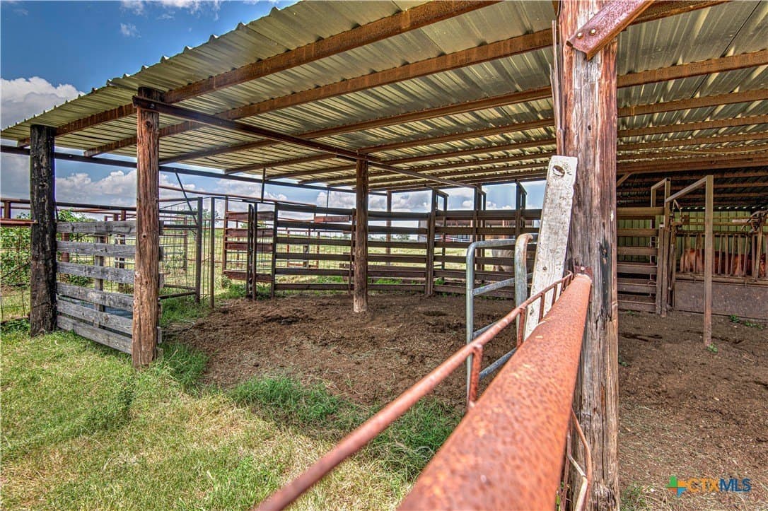 20.64 acres in Milam County - photo 39
