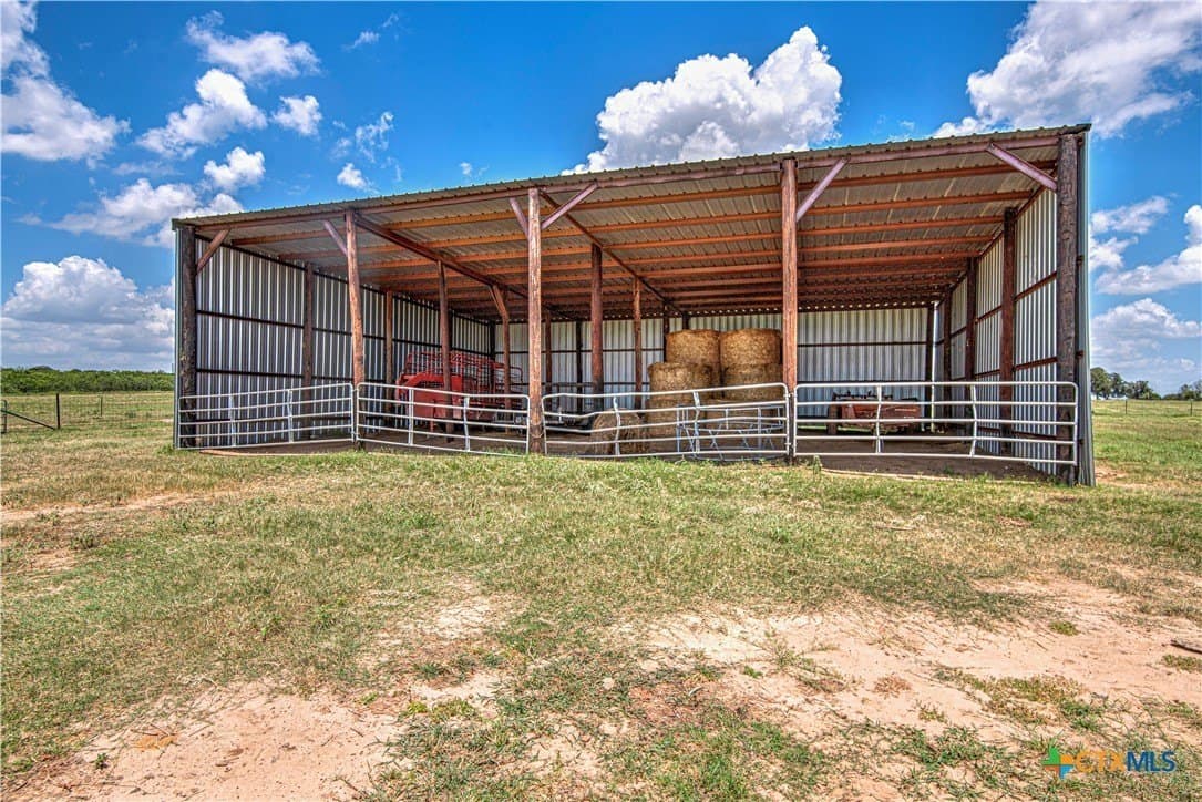 20.64 acres in Milam County - photo 45
