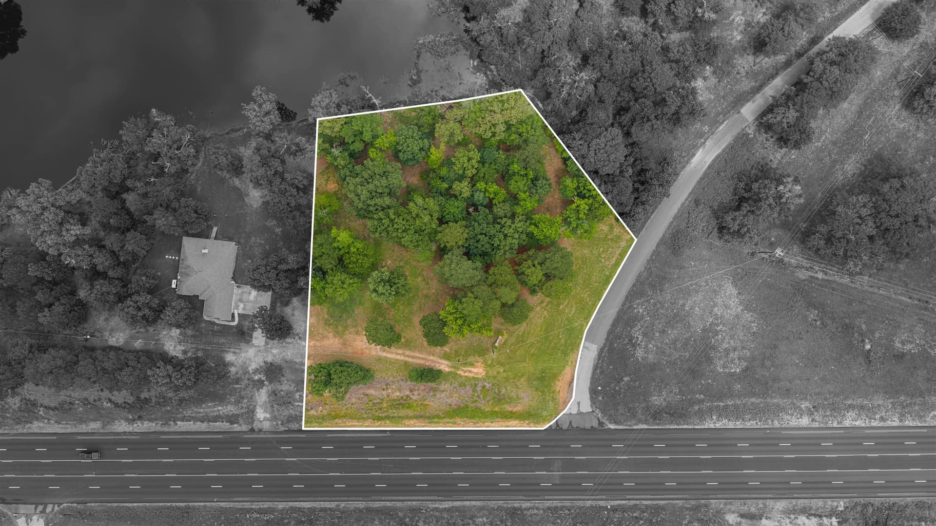 1.47 acres in Upshur County gallery image 3