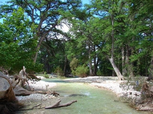 1.62 acres in Real County - photo 24