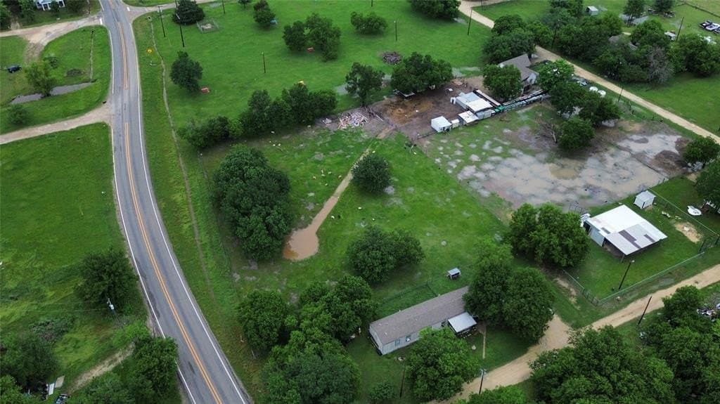 0.98 acres in Hill County gallery image 3