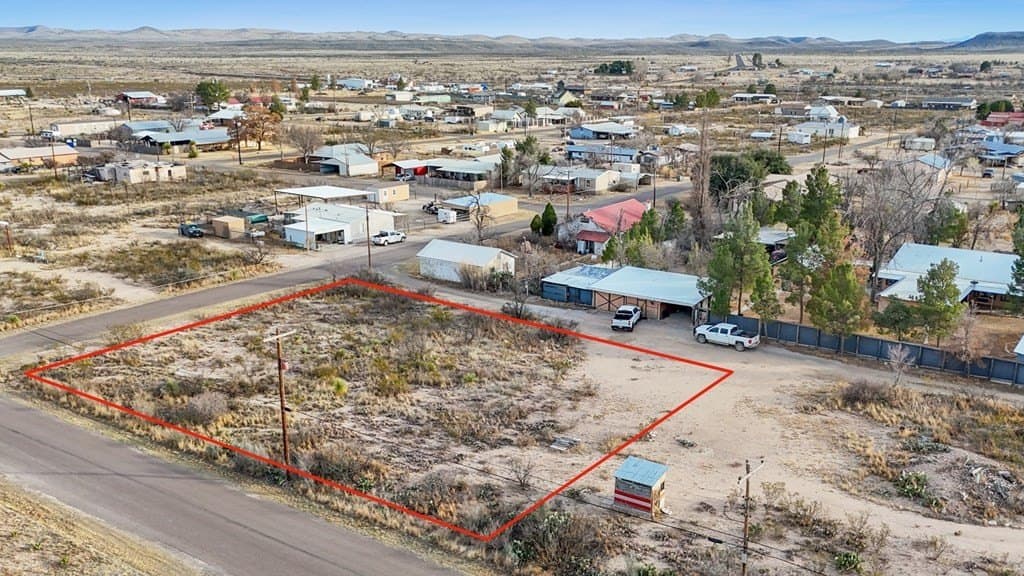 0.49 acres in Brewster County - photo 2