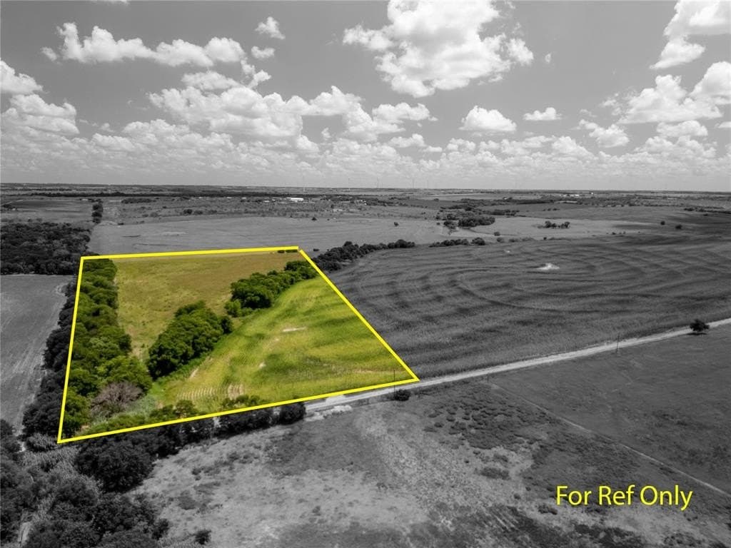 15 acres in Hill County gallery image 4