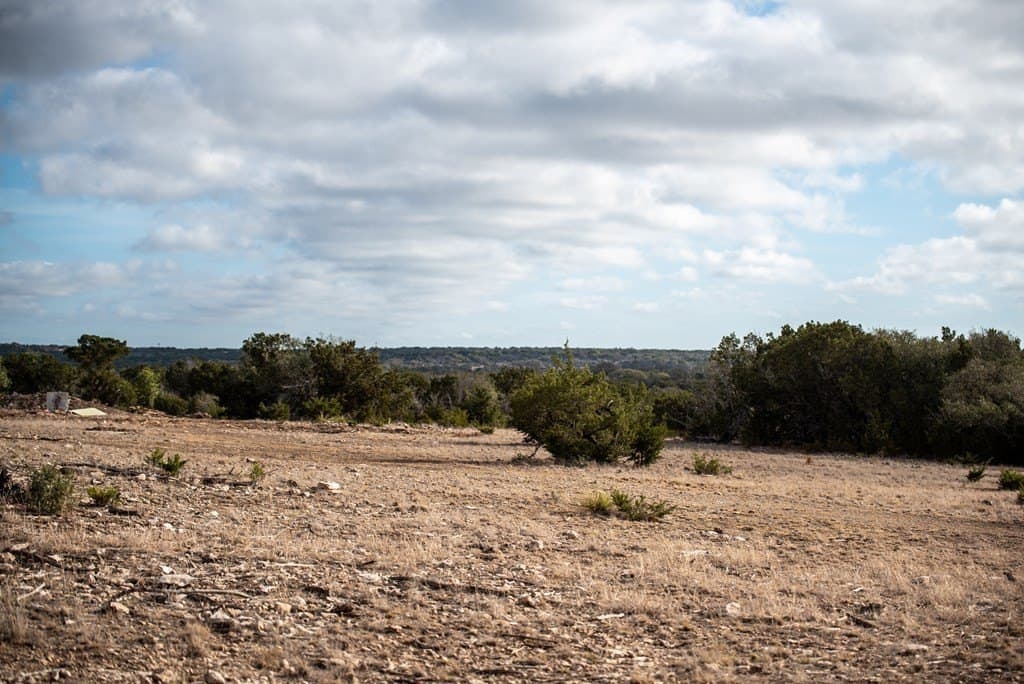 25 acres in Edwards County - photo 7