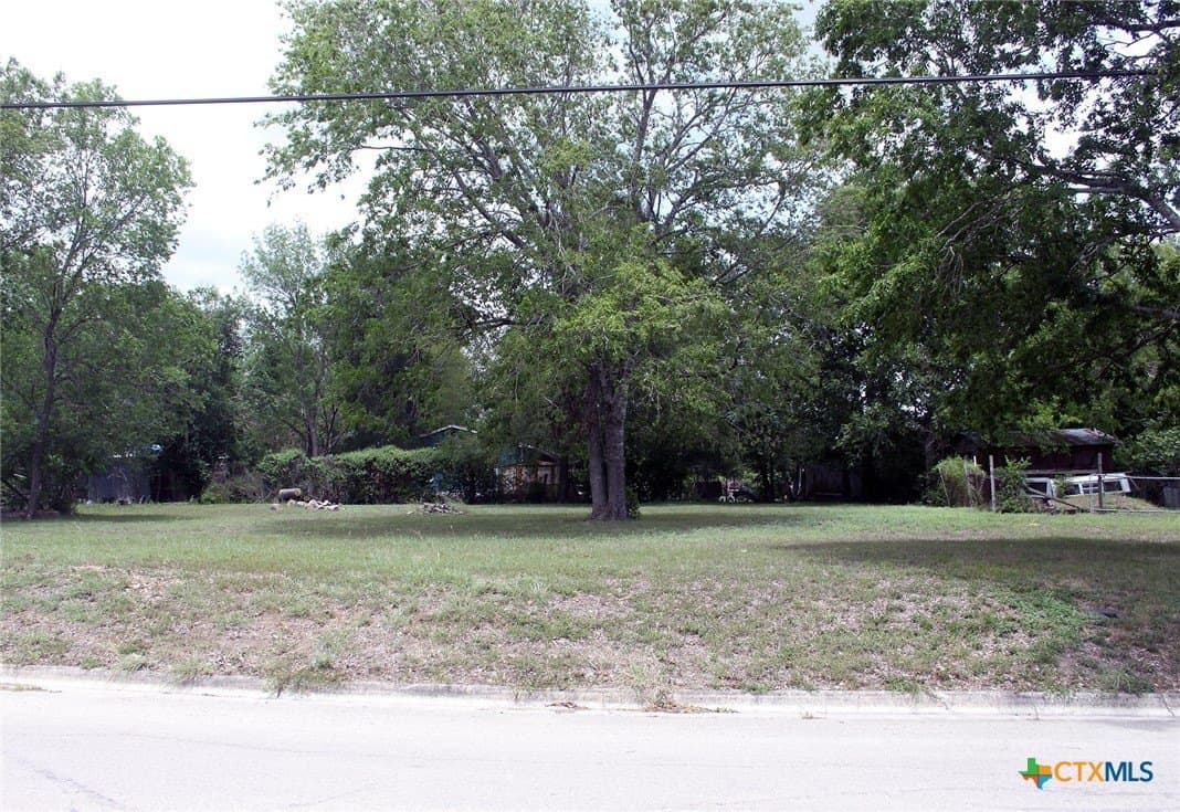 0.33 acres in Caldwell County featured view