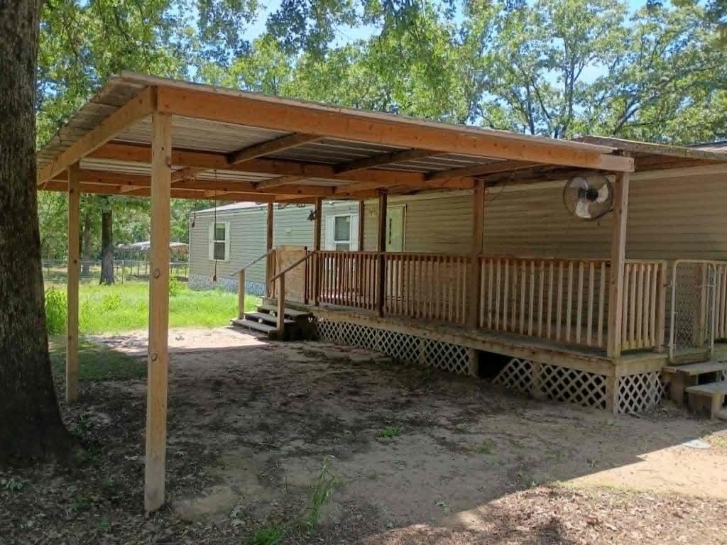 10 acres in Henderson County gallery image 4