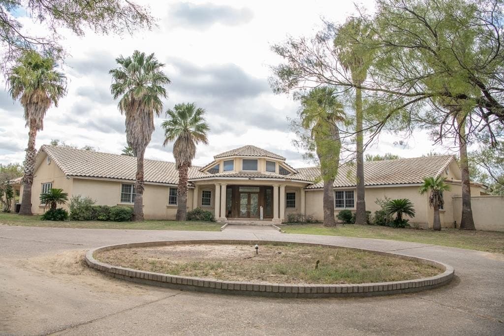 2,311,229 acres in Maverick County