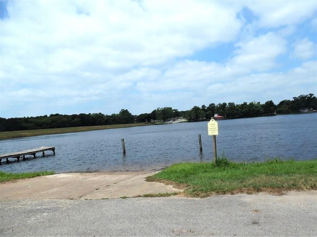 0.43 acres in Van Zandt County - photo 20
