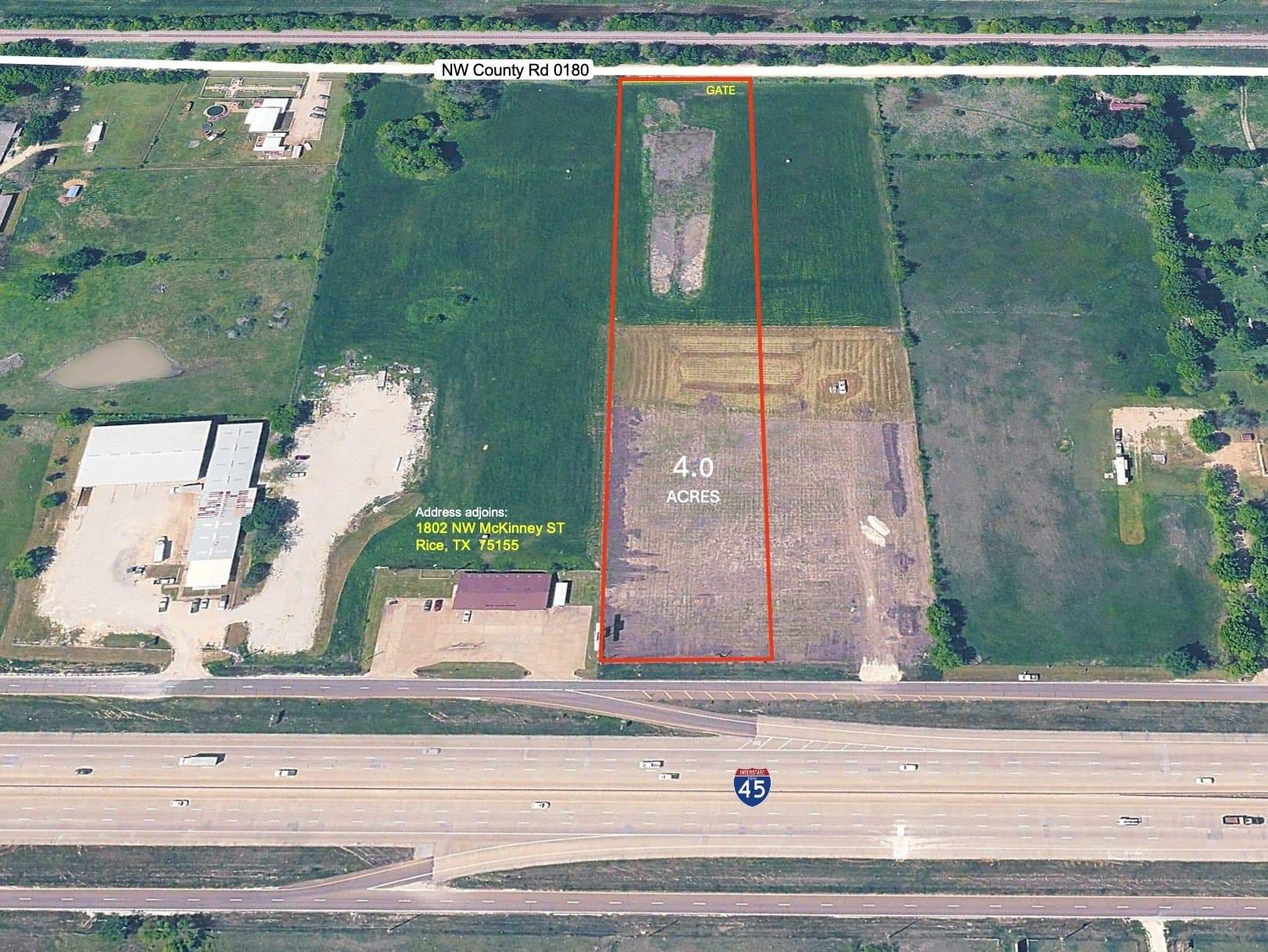 4 acres in Navarro County
