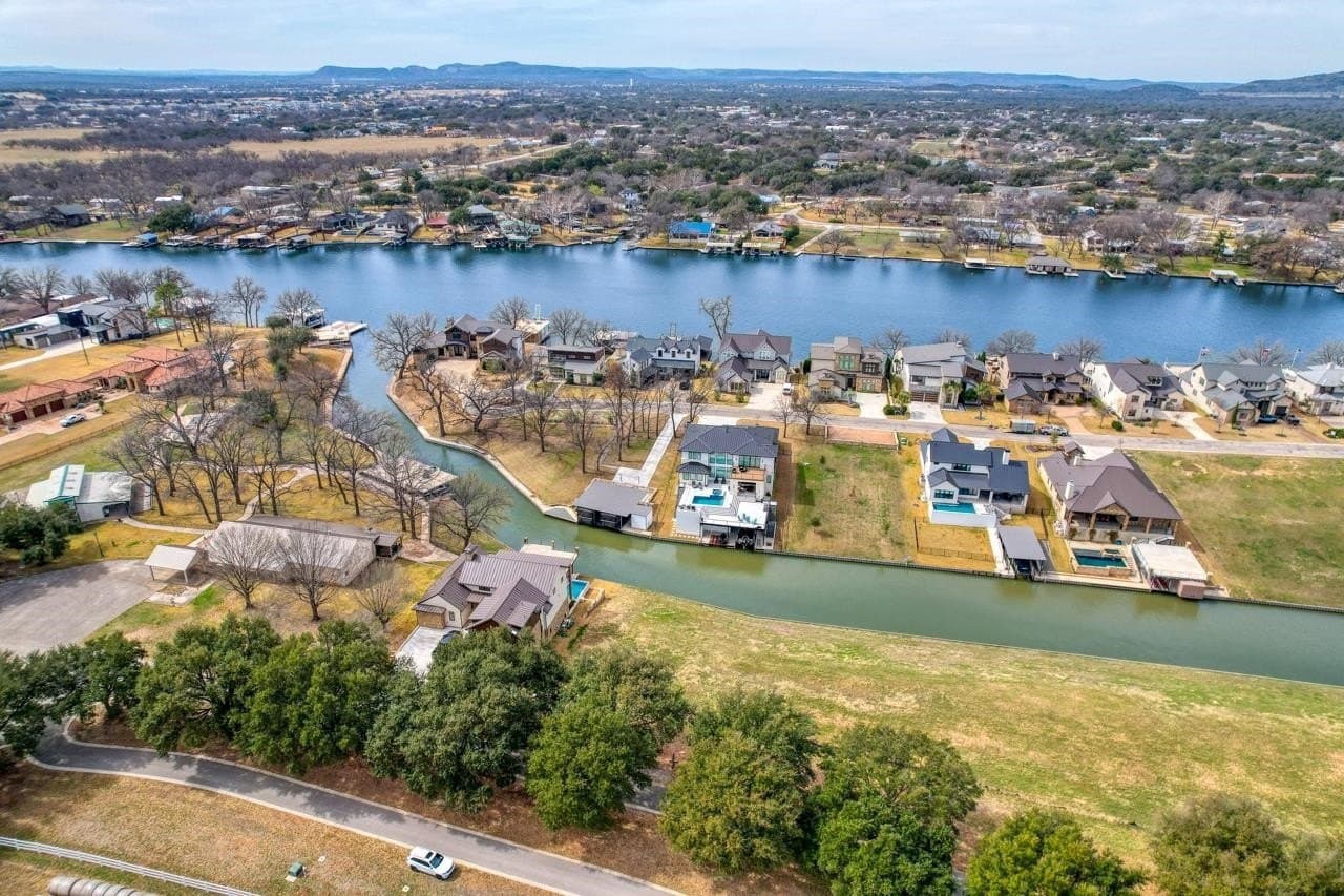 0.31 acres in Burnet County gallery image 4