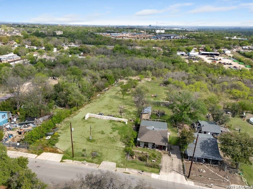 1.28 acres in Bexar County gallery image 4