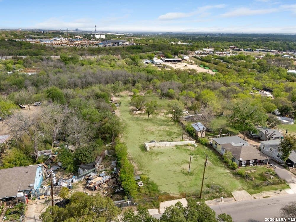 1.28 acres in Bexar County gallery image 3