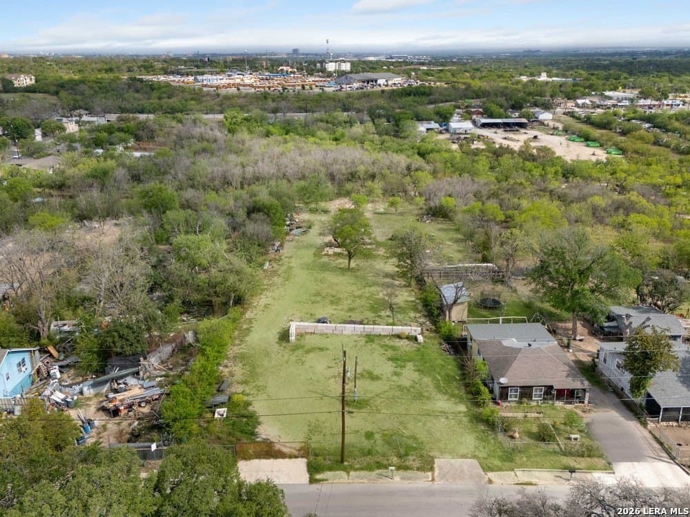 1.28 acres in Bexar County gallery image 2