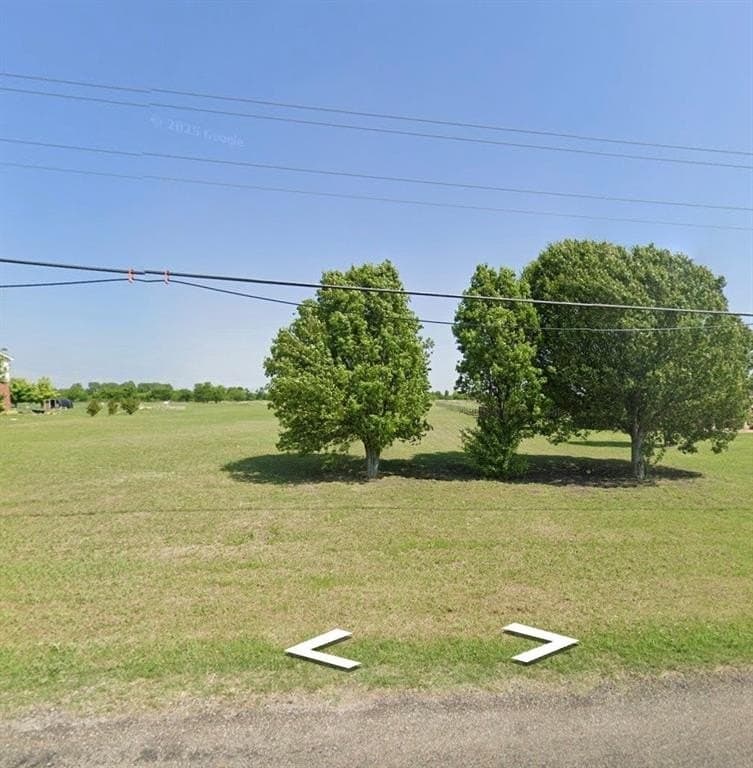 1.55 acres in Ellis County gallery image 2