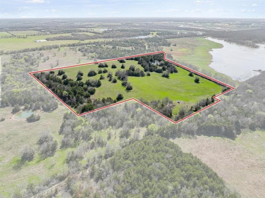 17 acres in Fannin County