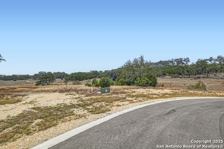 1.09 acres in Comal County gallery image 2