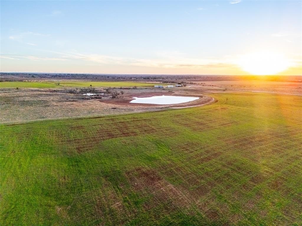 320 acres in Young County gallery image 4