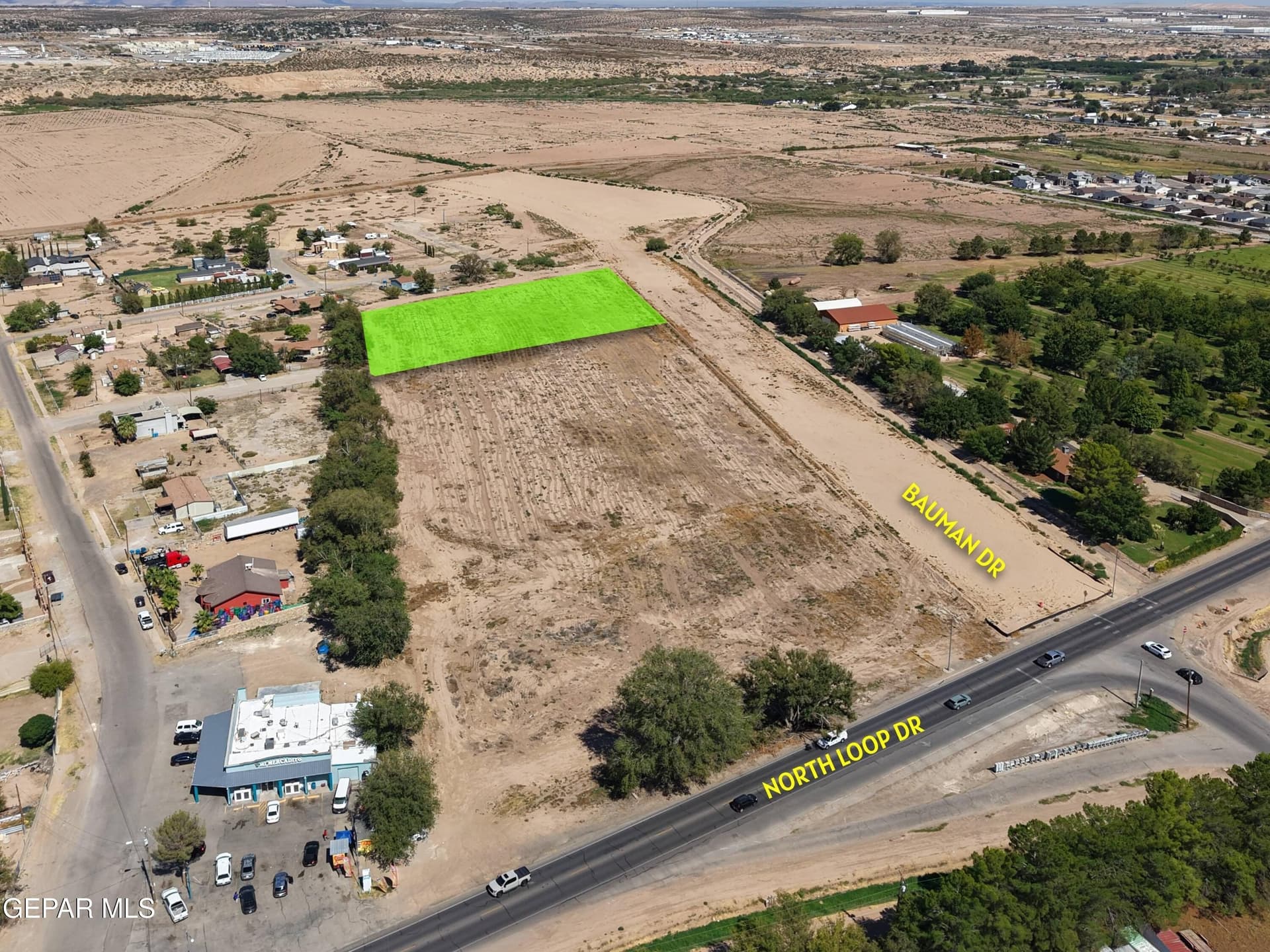 3.83 acres in El Paso County